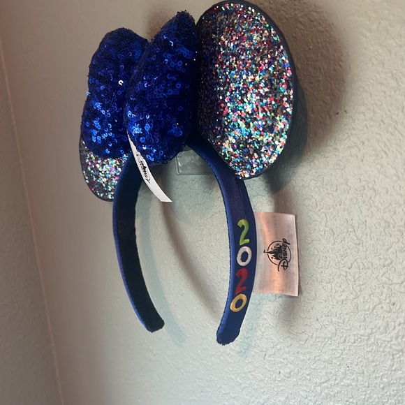 Walt Disney Worlds 2020 Celebration Mini Mouse Ears - Picture 2 of 2